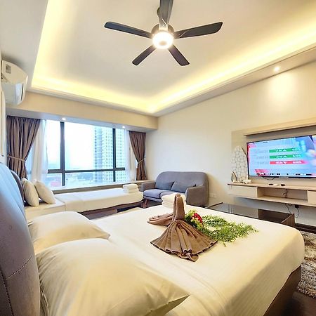 ג'והור בהרו R&F Princess Cove Ciq Premium Sea & City View Suites By Neo מראה חיצוני תמונה