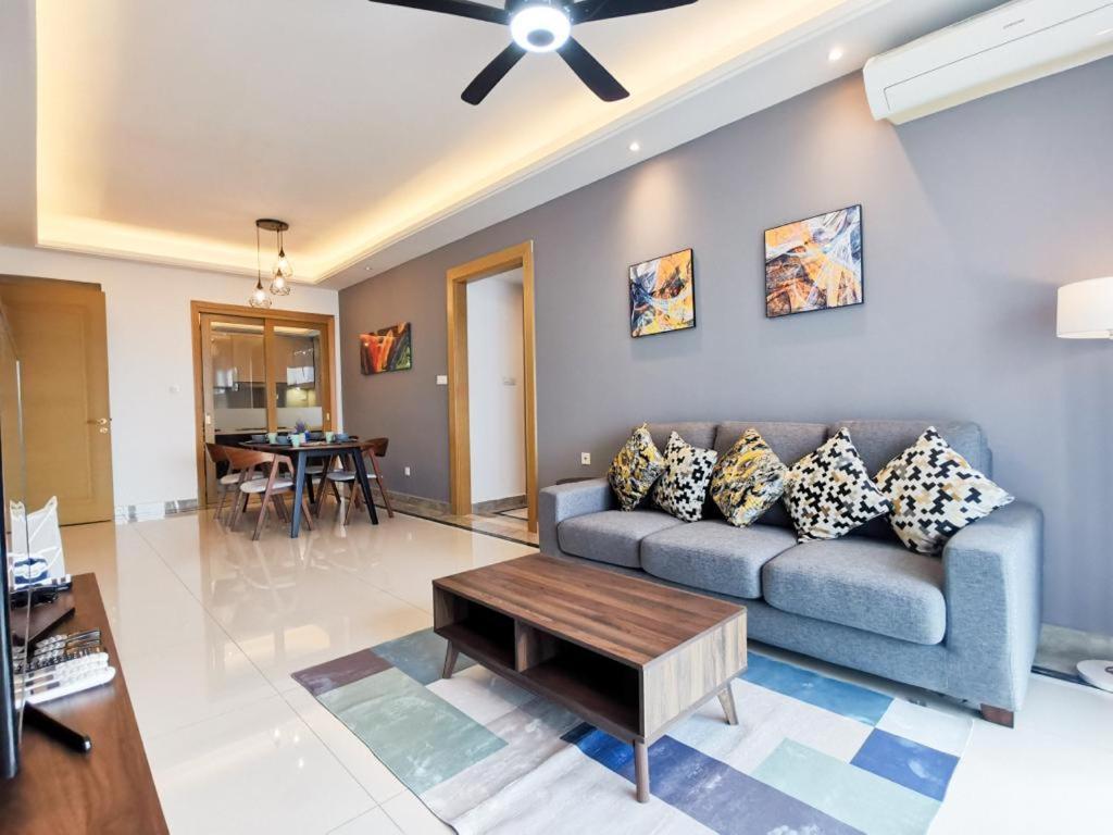 ג'והור בהרו R&F Princess Cove Ciq Premium Sea & City View Suites By Neo מראה חיצוני תמונה