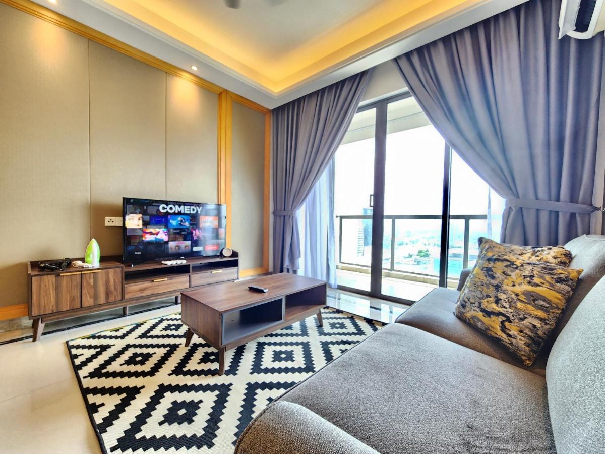 ג'והור בהרו R&F Princess Cove Ciq Premium Sea & City View Suites By Neo מראה חיצוני תמונה